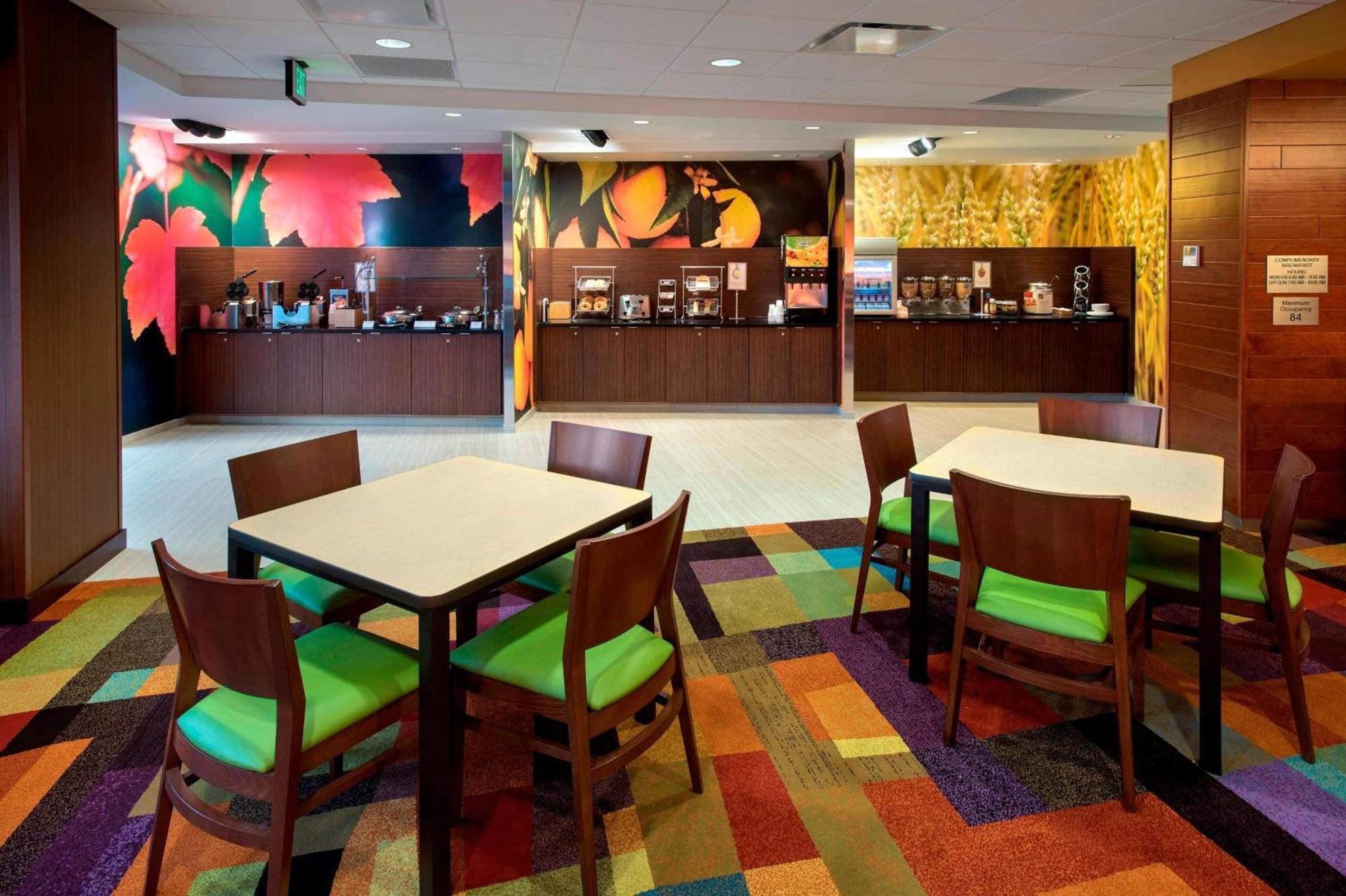 Fairfield & By Marriott Syracuse Carrier Circle Hotel 3*
